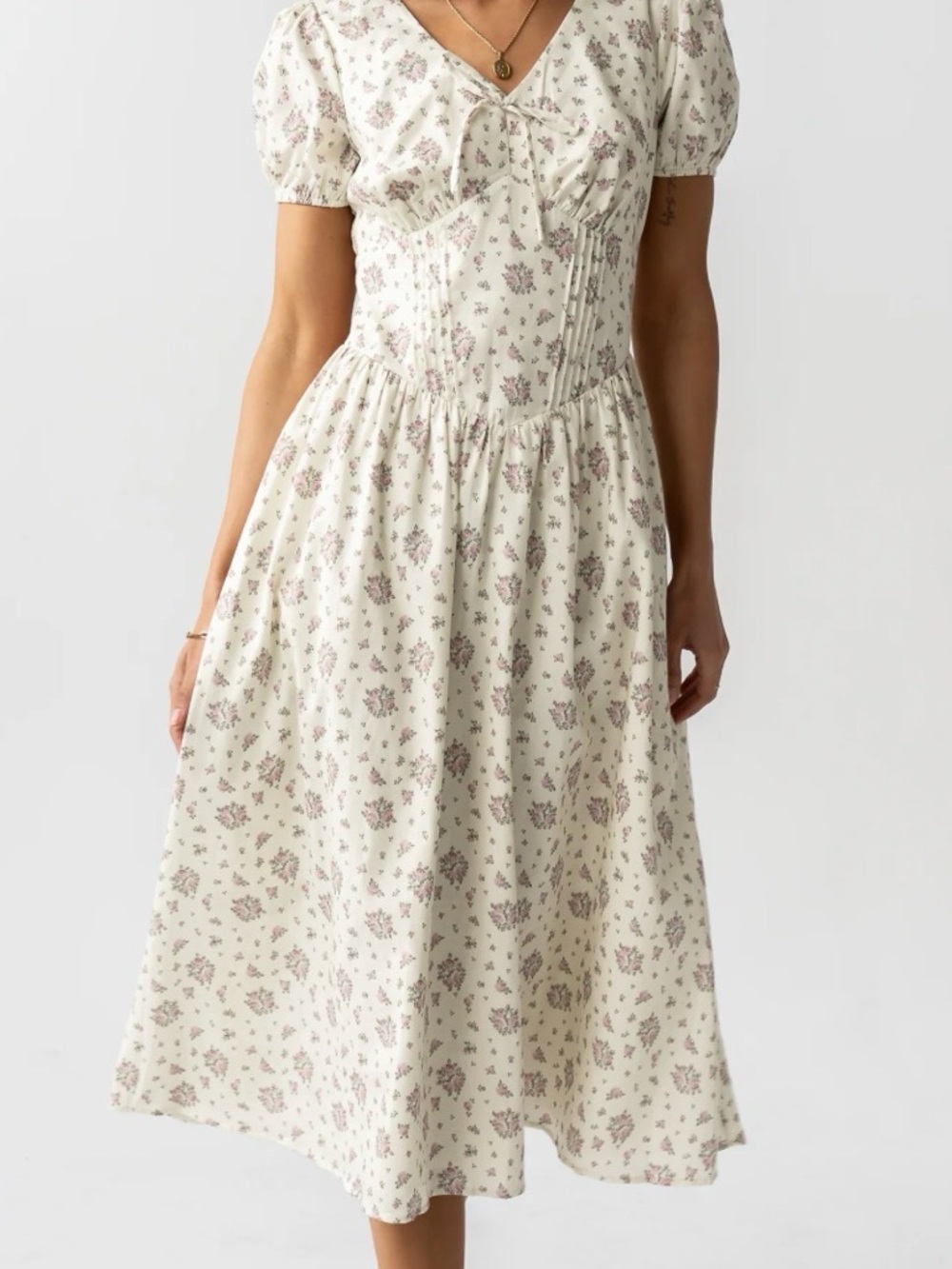 Women's Cream Floral Midi Dress with Puff Sleeves böhme. NWT